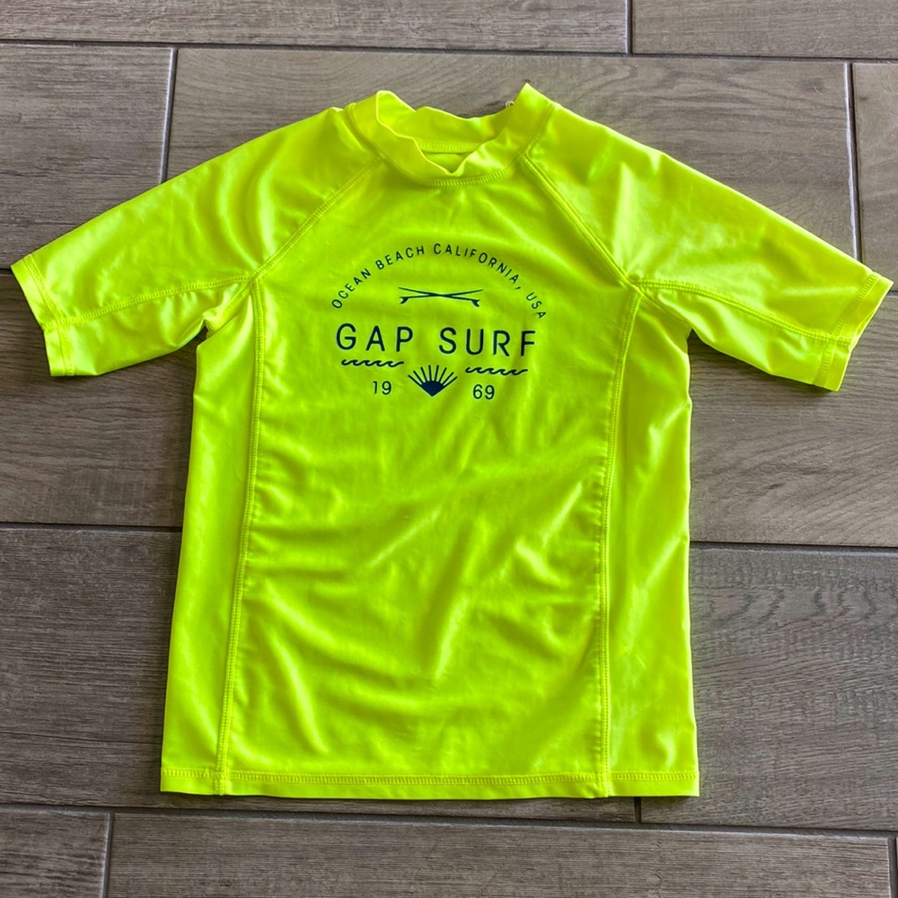 GapKids Boys Surf Rashguard